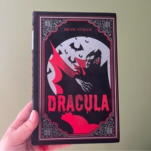 📚 4/25$ 📚 Dracula by Bram Stoker | Paper Mill Press Edition